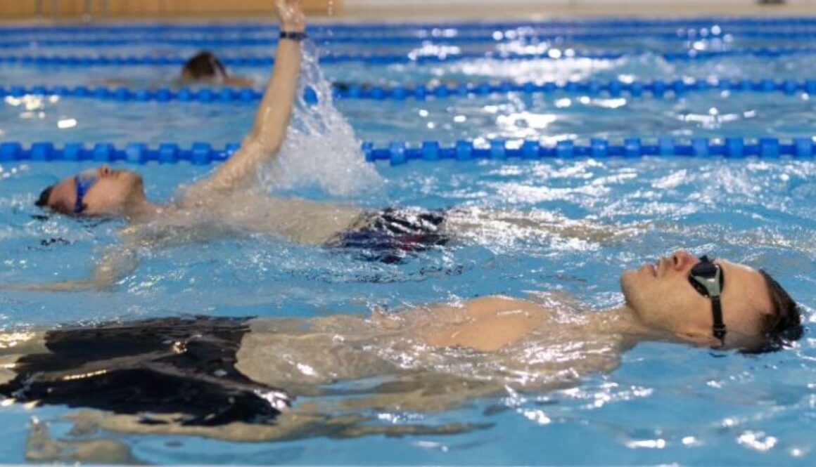 Kurzy plavání pro dospělé